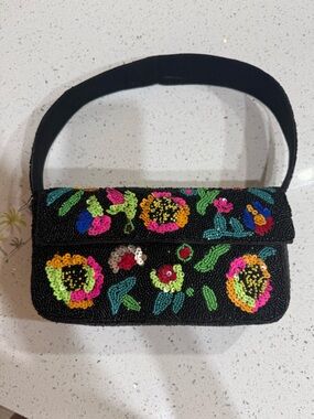 America and Beyond Viral Tik Tok bag - rare find - NWT